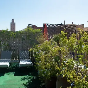 Pensión Marana &
